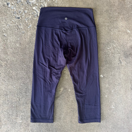 Navy Cropped Lululemon Align Leggings