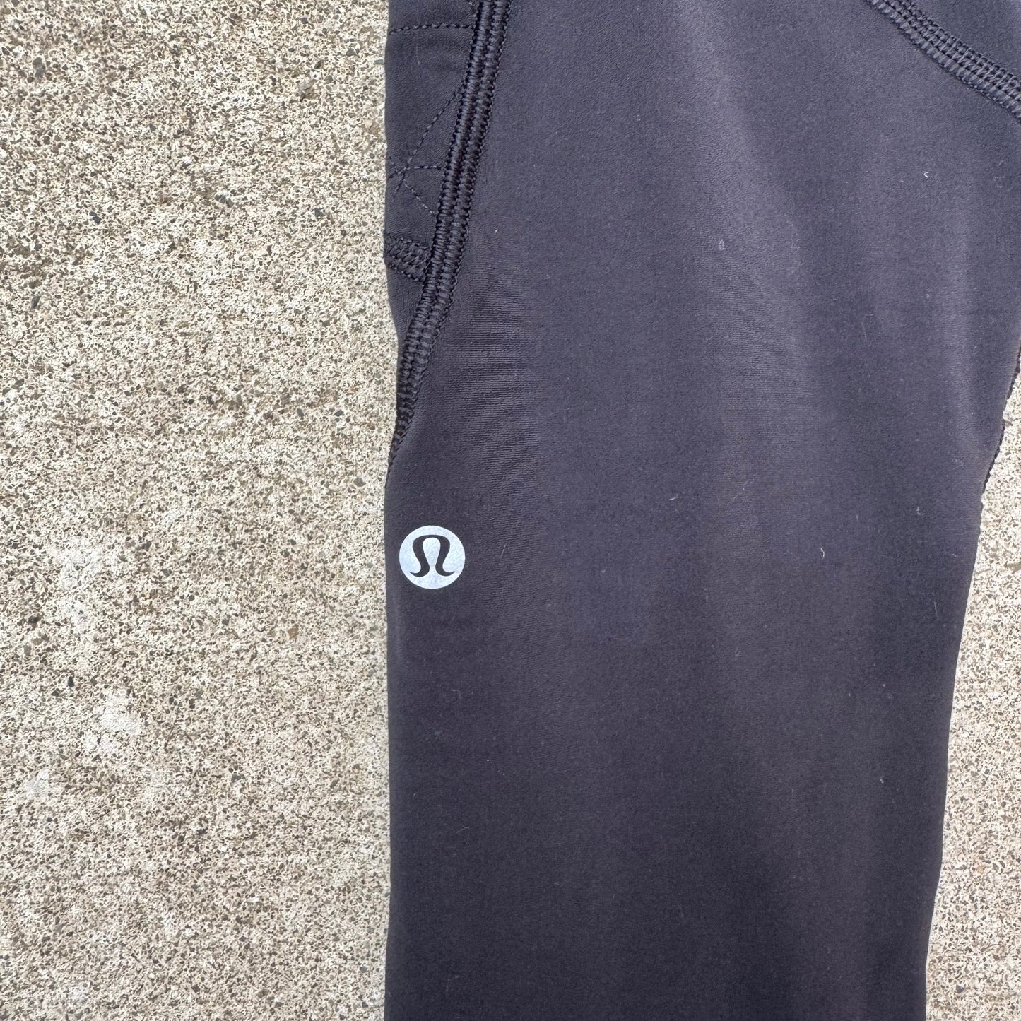 Lululemon Toasty Tech Tight II