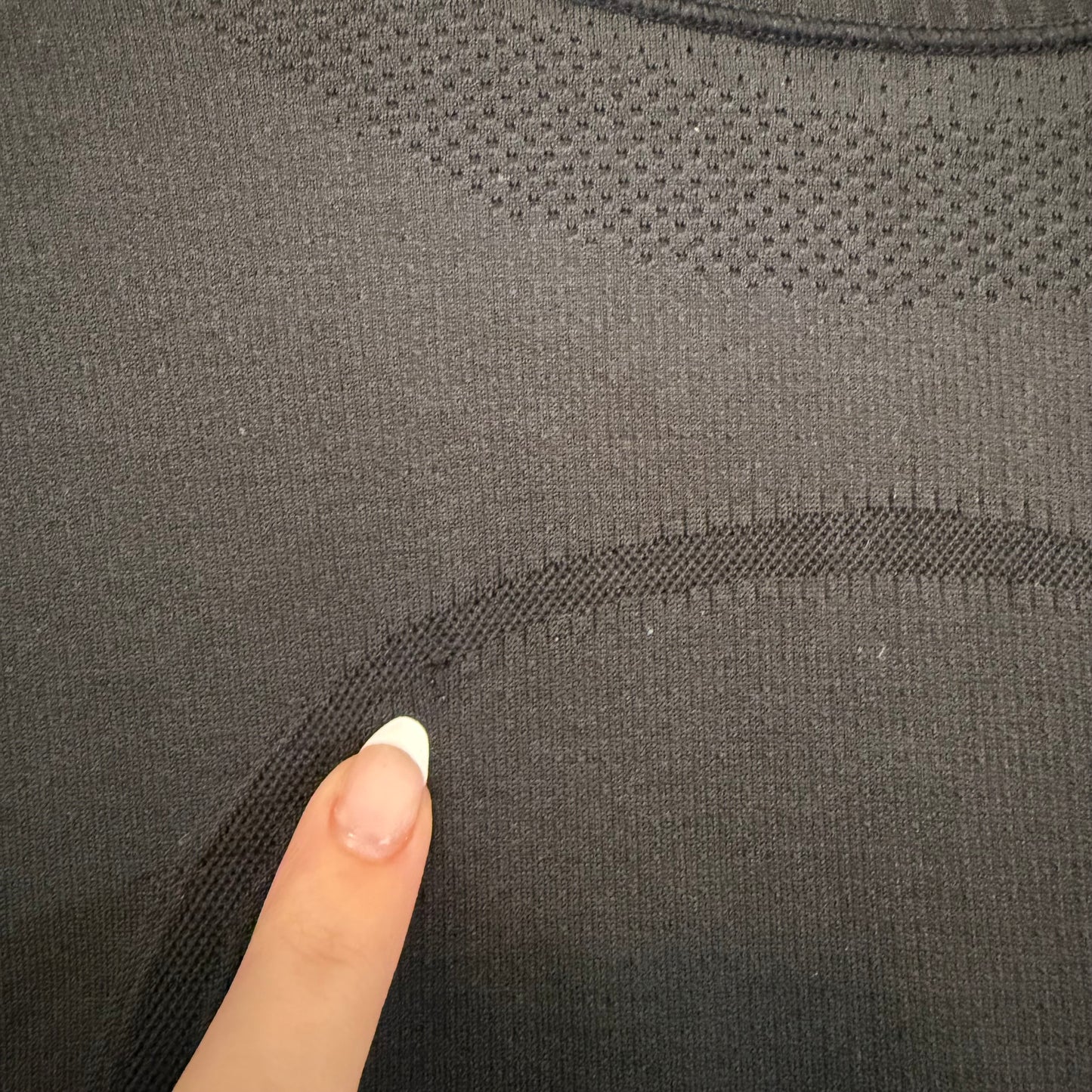 Black Lululemon Swiftly Tech Long Sleeve