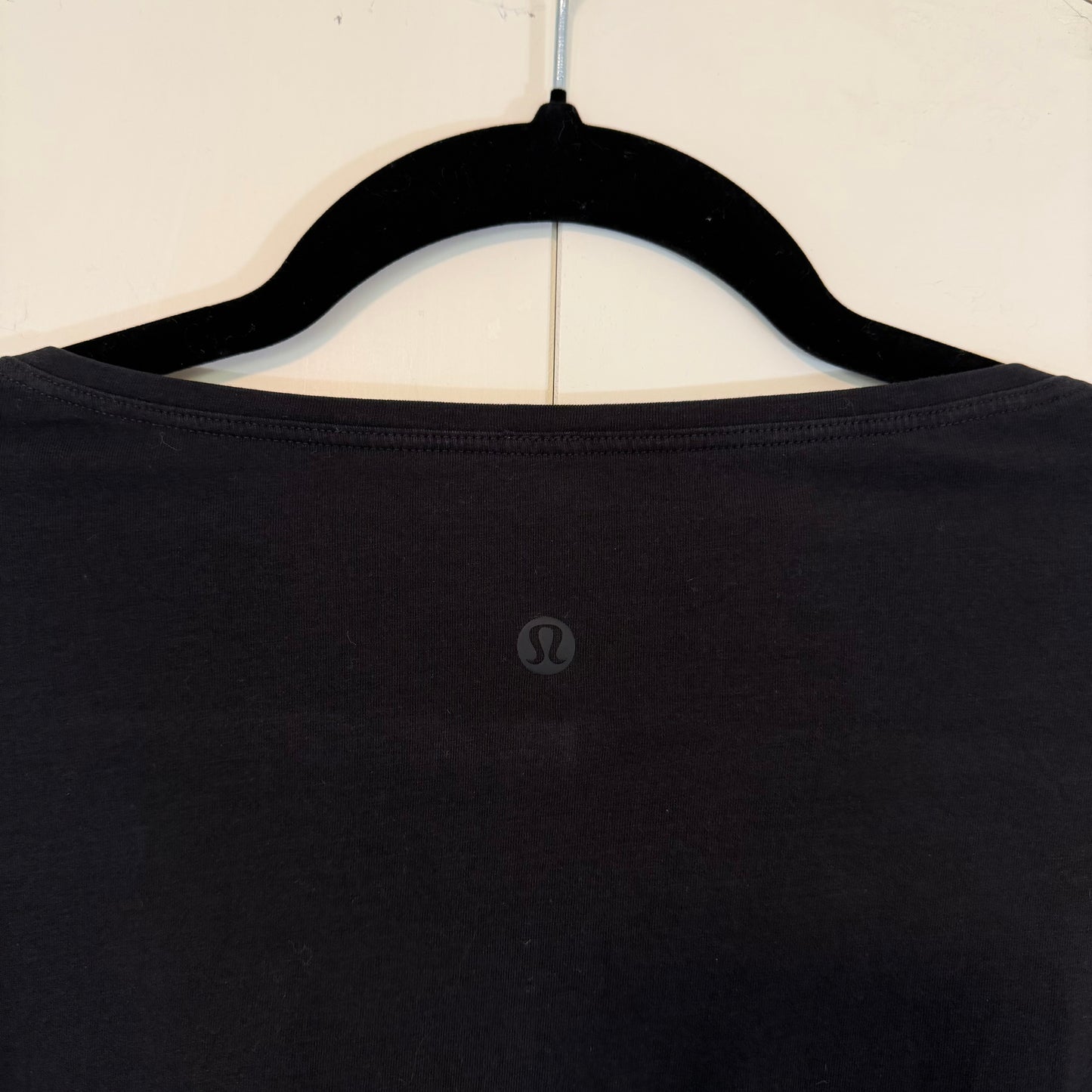 Lululemon Back in Action Short Sleeve