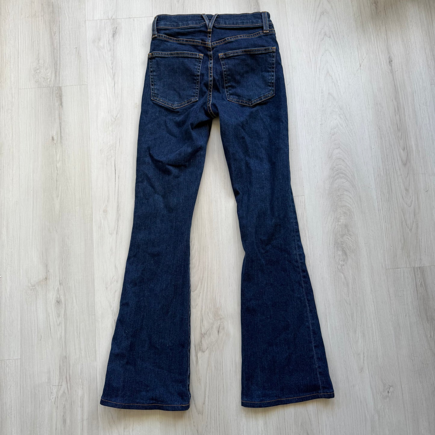 Veronica Beard Beverly Skinny Flare High Rise Jeans