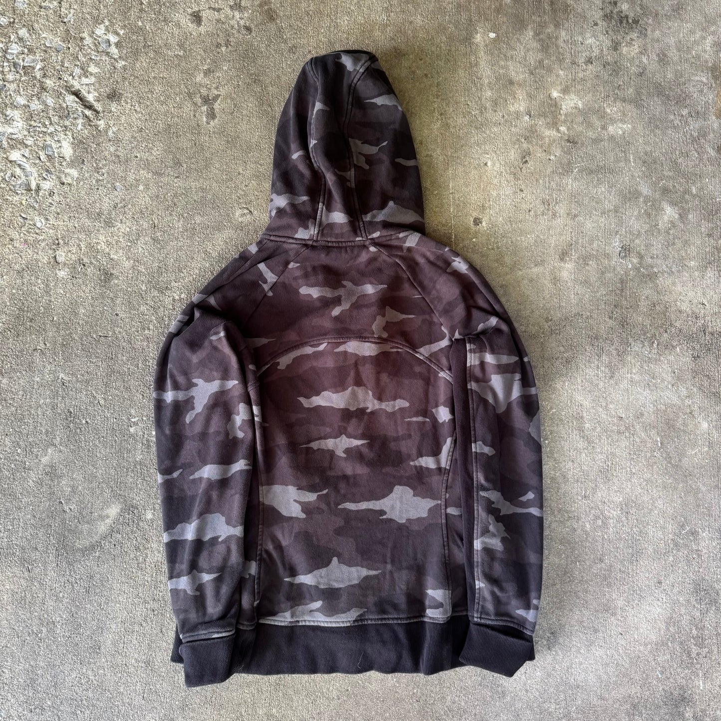 Athleta Triumph Printed Hoodie Black Camo