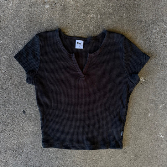 Aritzia TNA Thermal Notch Cropped T-Shirt