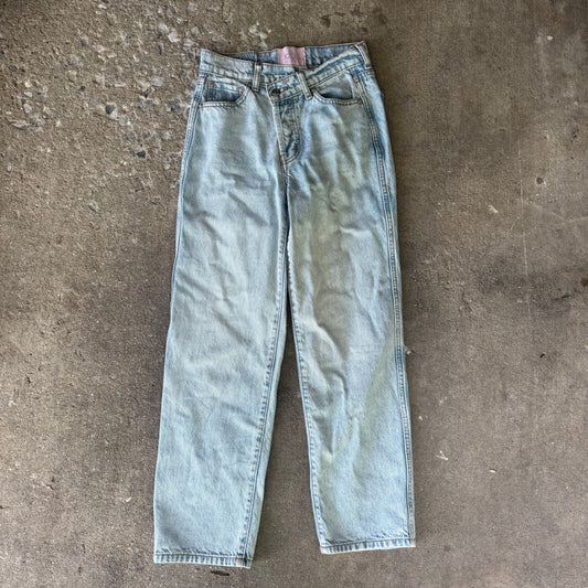 Revice Crossover Jeans
