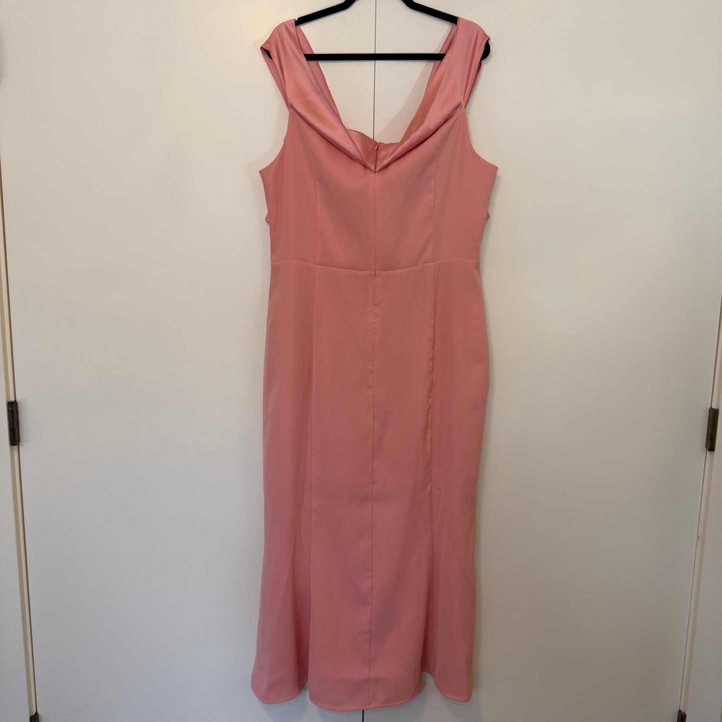 NWT Yaura Pink Bodycon Dress